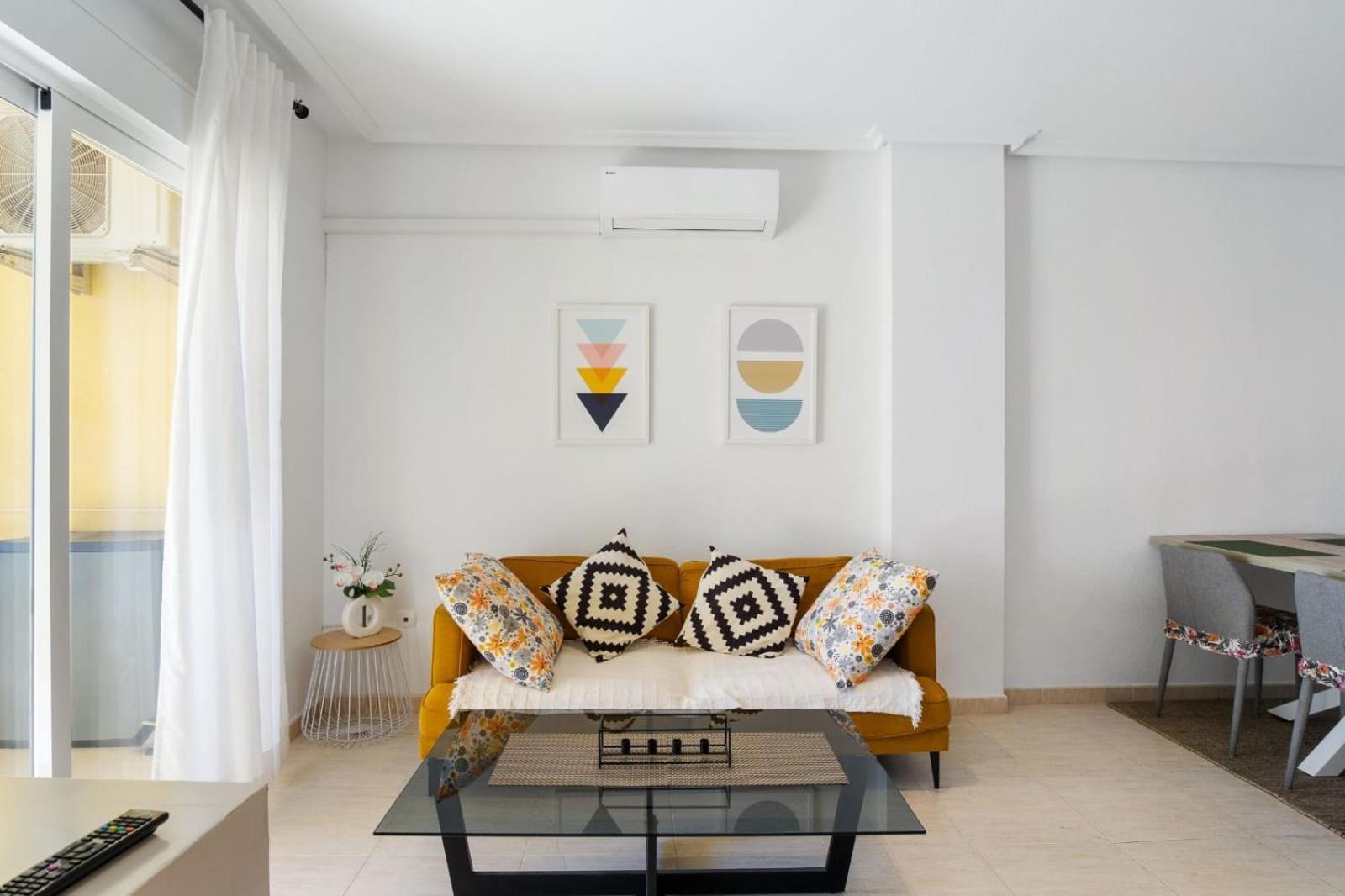 Nice Modern 2 Bed Apartment In Torrievieja Torrevieja Exteriér fotografie