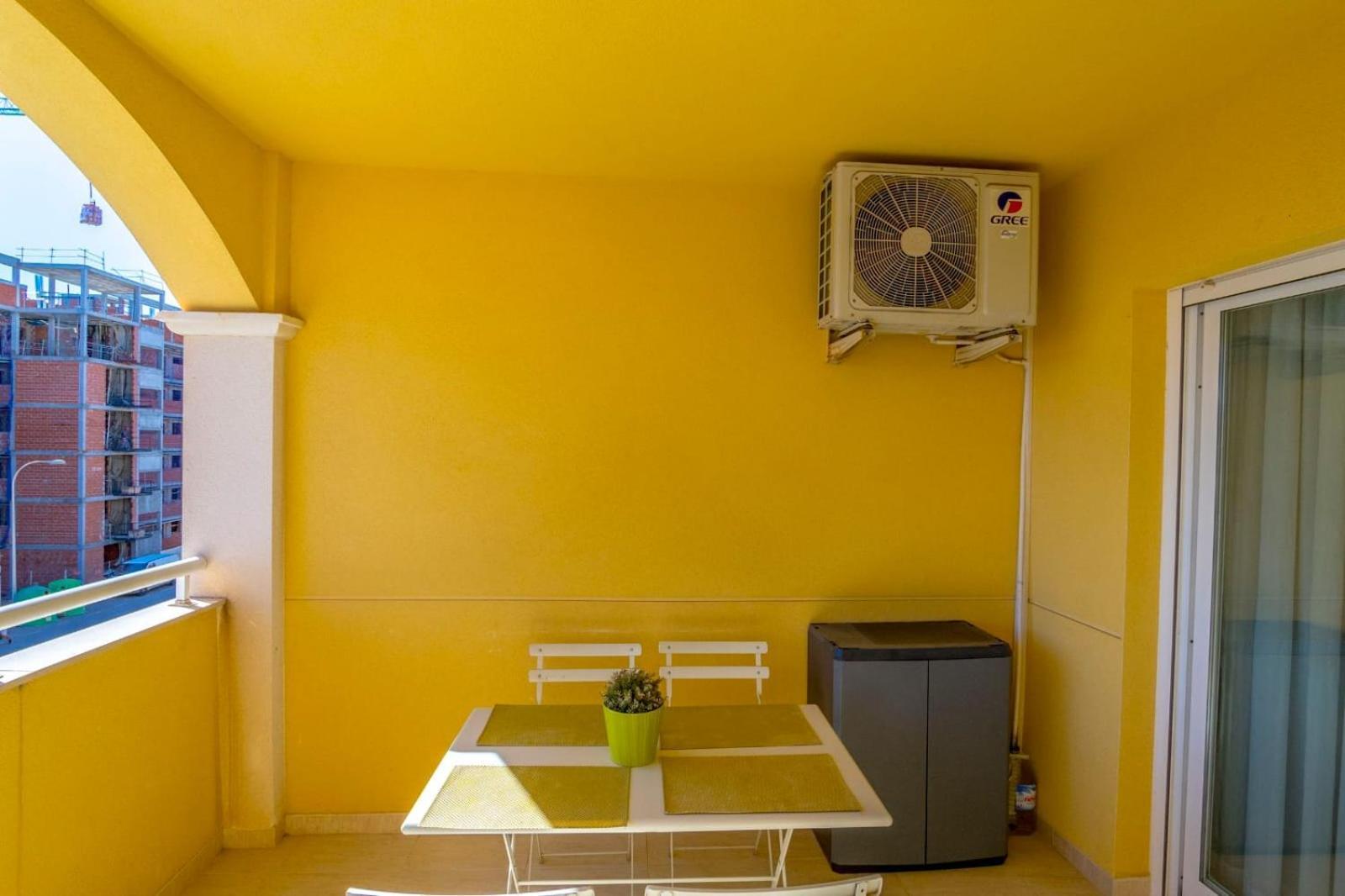 Nice Modern 2 Bed Apartment In Torrievieja Torrevieja Exteriér fotografie